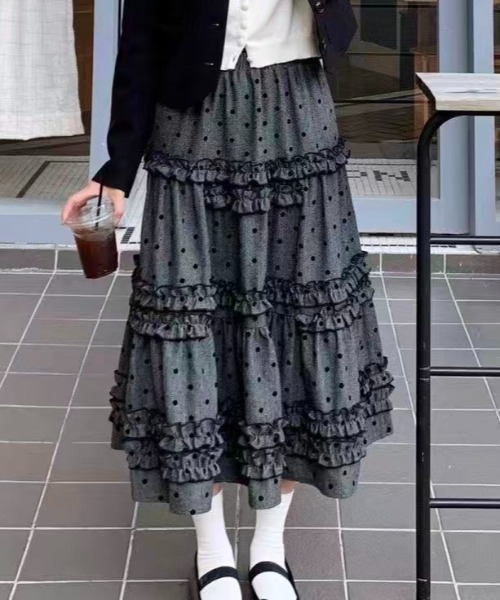 Achic（アシック）の「フリルペチスカート（スカート・レディース・ダークグレー・M）」の2枚目の写真