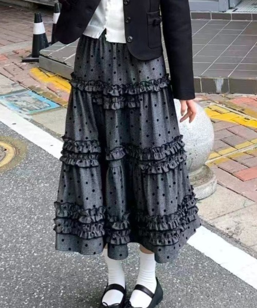 Achic（アシック）の「フリルペチスカート（スカート・レディース・ダークグレー・M）」の5枚目の写真