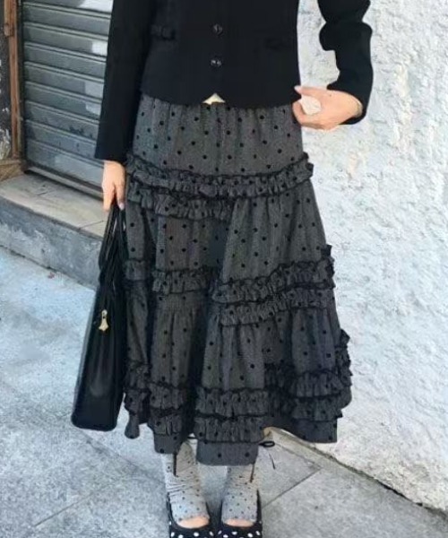 Achic（アシック）の「フリルペチスカート（スカート・レディース・ダークグレー・M）」の18枚目の写真