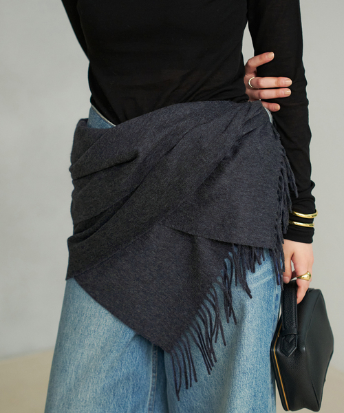 plage（プラージュ）の「Light Fur Crescent ストール（ストール