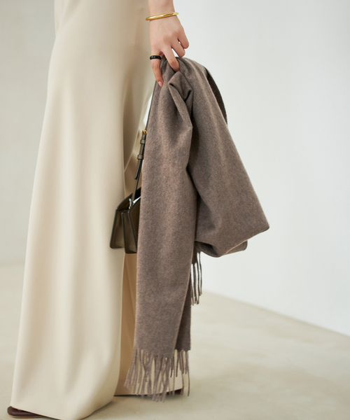 plage(プラージュ)の「MA.AL.BI. / マルビ CASH ストール(ストール/ショール・レディース・ベージュ/ライトグレー/カーキ・FREE)」の9枚目の写真