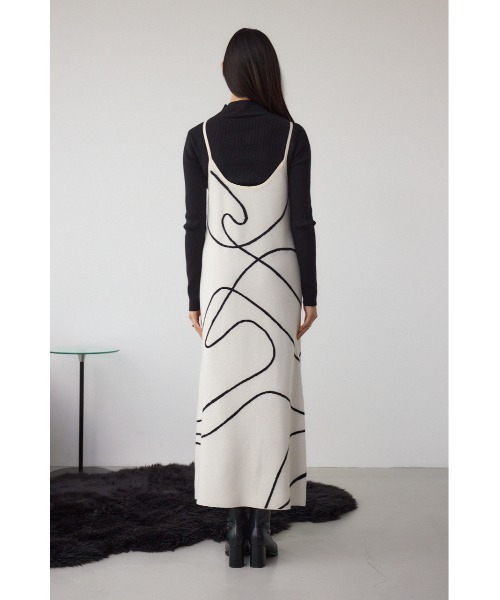 AZUL by moussy（アズールバイマウジー）の「【セットアイテム】ライン柄ニットキャミワンピセット（ワンピース・レディース・チャコールグレー/アイボリー/ブラック・SMALL/MEDIUM）」の6枚目の写真