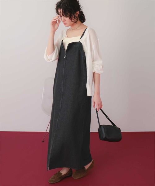 titivate（ティティベイト）の「フロントZIPデザインジャンパースカート（ジャンパースカート・レディース・ベージュ/ブラック/ブルー・S/M/L）」の2枚目の写真