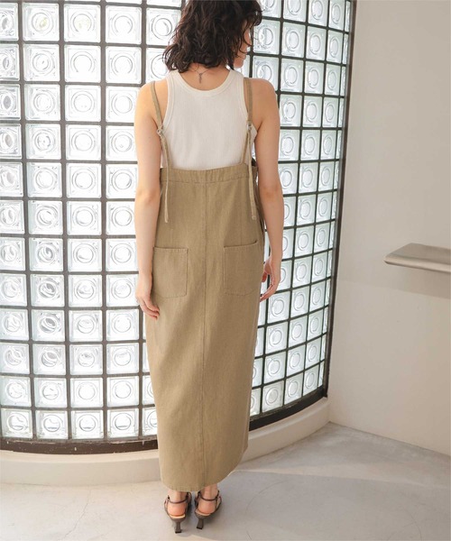 titivate（ティティベイト）の「フロントZIPデザインジャンパースカート（ジャンパースカート・レディース・ベージュ/ブラック/ブルー・S/M/L）」の9枚目の写真