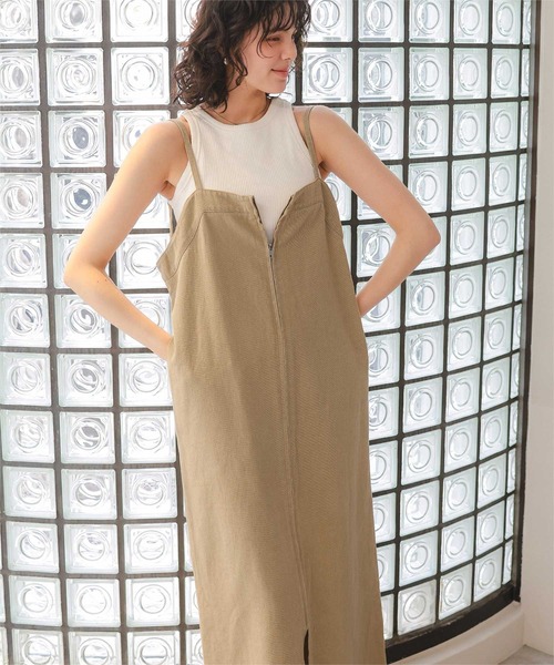 titivate（ティティベイト）の「フロントZIPデザインジャンパースカート（ジャンパースカート・レディース・ベージュ/ブラック/ブルー・S/M/L）」の10枚目の写真