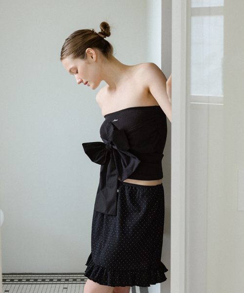 LETERIE(レテリー)の「DOT FRILL MIDI SKIRT_BLACK(スカート・レディース・ブラック・FREE)」の2枚目の写真