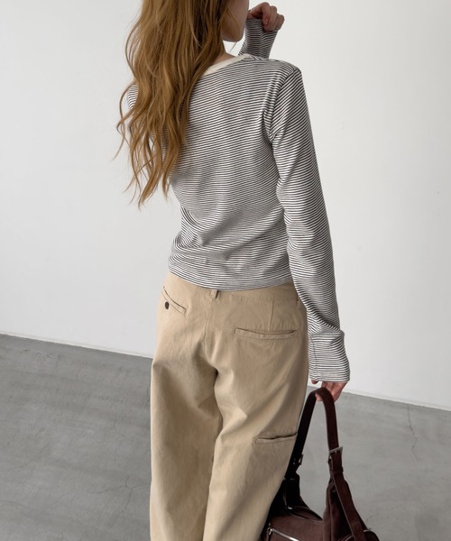 CANAL JEAN(キャナルジーン)の「SLEEK 細ボーダーロングTシャツ(Tシャツ/カットソー・レディース・ブルー/アイボリー/ブラック・ONE SIZE)」の14枚目の写真