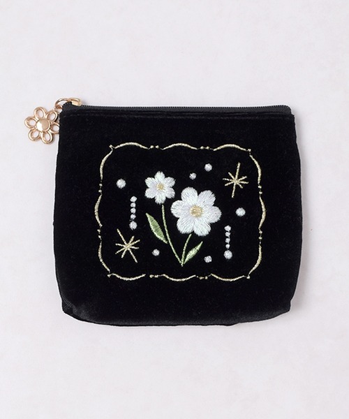 Flowering（フラワーリング）の「フラワー/月/ハート/刺繍/ティッシュポーチ（ポーチ・レディース・ブラック/ブルー/レッド・FREE）」の5枚目の写真