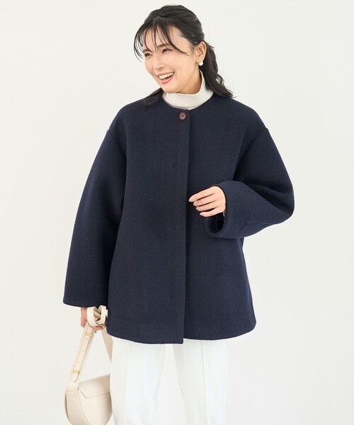 UNFILO（アンフィーロ）の「ボンディング フォルムコート（ノーカラーコート・レディース・ブラック系1/ネイビー系/ベージュ系・X-LARGE）」の9枚目の写真