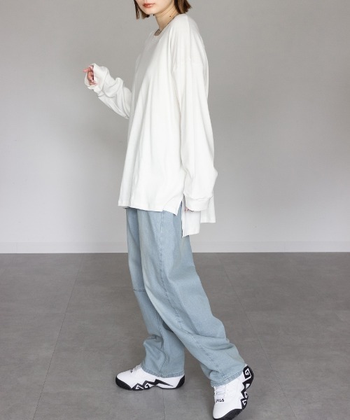 mellomela.(メロメラ)の「バレルレッグデニムパンツ(デニムパンツ・レディース・ブルー/ライトブルー/ブルー系その他3・S/M/L/LL)」の9枚目の写真