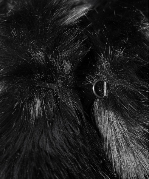 me+em select(ミームセレクト)の「【 2color 】フェイクファーフードレディーショートコート / fake fur hoodec lady short coat(その他アウター・レディース・ブラック/ホワイト・FREE)」の16枚目の写真