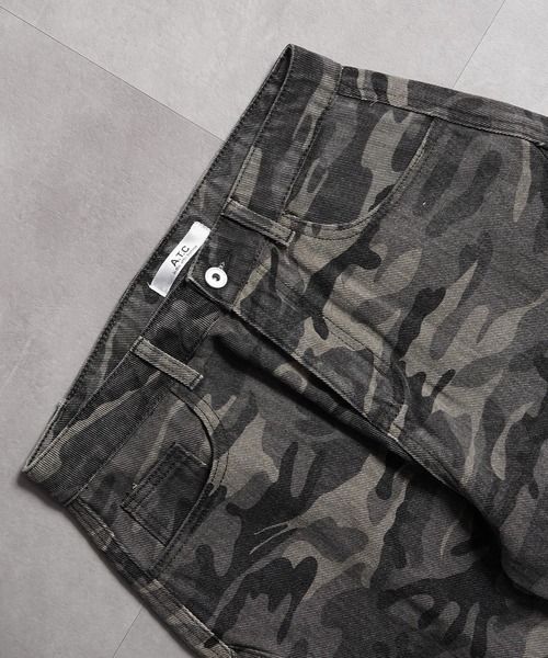 1111clothing(ワンフォークロージング)の「迷彩 カモフラージュ バレルレッグ カーゴパンツ / Camouflage Barrel Leg Cargo Pants(カーゴパンツ・メンズ・カモフラージュ・M/L/XL)」の19枚目の写真
