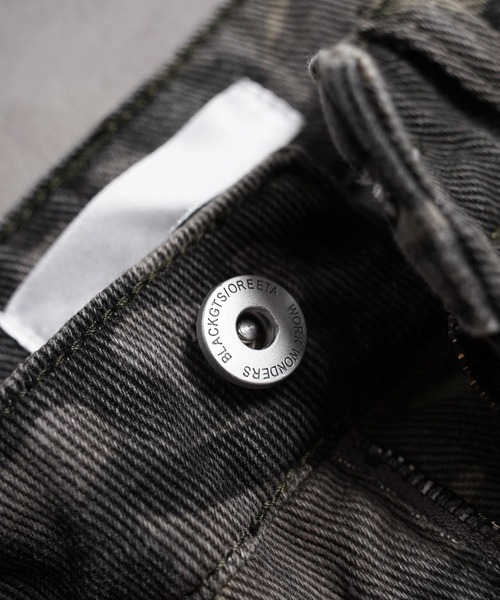 1111clothing(ワンフォークロージング)の「迷彩 カモフラージュ バレルレッグ カーゴパンツ / Camouflage Barrel Leg Cargo Pants(カーゴパンツ・メンズ・カモフラージュ・M/L/XL)」の22枚目の写真