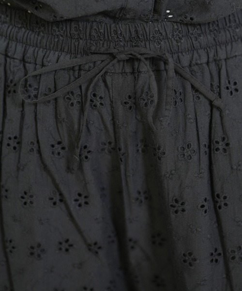 RIKKA FEMME(リッカファム)の「RIKKA FEMME/リッカファム ロングパンツ レース刺繍 セットアップ対応 RF6S-3101(その他パンツ・レディース・ホワイト/ブラック・FREE)」の16枚目の写真