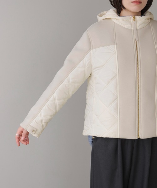 Bou Jeloud（ブージュルード）の「ドッキングフーディブルゾン（ブルゾン・レディース・ブラック/グレイッシュベージュ/アイボリー・38）」の18枚目の写真