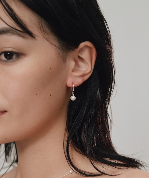 novice（ノーヴィス）の「【novice】 Freshwater Pearl Pierce［Silver925］（ピアス（両耳用）・レディース・シルバー・FREE）」の5枚目の写真