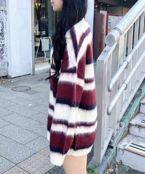 INGNI(イング)の「マルチボーダーシャギーチュニックニット(ニット/セーター・レディース・アイボリー/ネイビー・M)」の6枚目の写真