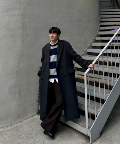POKER FACE（ポーカーフェイス）の「BLOCK ROUND NECK KINT GREY/NAVY（ニット/セーター・メンズ・ライトグレー・46/48/50）」の13枚目の写真