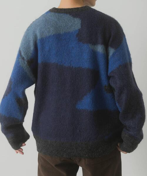 ITEMS URBANRESEARCH（アイテムズ アーバンリサーチ）の「モヘヤタッチカモフラリラックスニット（ニット/セーター・メンズ・ブルー/ブラック/グリーン・LARGE/MEDIUM）」の18枚目の写真