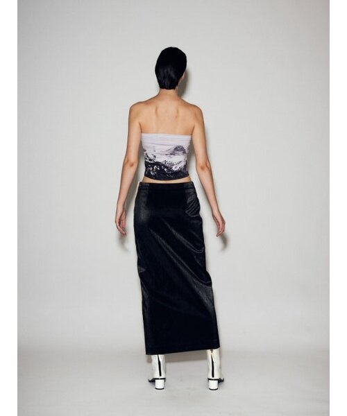 LUNECAVE(ルン ケイブ)の「LEATHERETTE H-LINE ZIP UP LONG SKIRT(スカート・レディース・その他・SMALL/MEDIUM)」の3枚目の写真