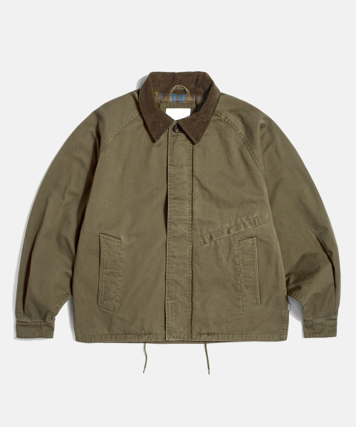 ESPIONAGE（エスピオナジ）の「Short Hunting Jacket Taupe（ミリタリージャケット・レディース・その他・MEDIUM/LARGE/X-LARGE）」の2枚目の写真