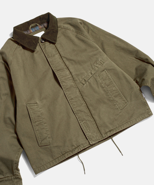 ESPIONAGE（エスピオナジ）の「Short Hunting Jacket Taupe（ミリタリージャケット・レディース・その他・MEDIUM/LARGE/X-LARGE）」の7枚目の写真