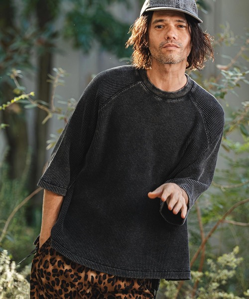 CAMBIO(カンビオ)の「mt10154- Snow Wash Big Waffle Raglan Short Sleeve Tee スノーウォッシュビックワッフルTシャツ(CMP-261-004)(Tシャツ/カットソー・メンズ・ネイビー/グレイッシュベージュ/ブラック・L/M/S)」の18枚目の写真