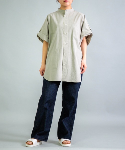 Yarmo（ヤーモ）の「[Yarmo] Vintage Finish Cotton Roll Up Sleeve Boxy Shirts（シャツ/ブラウス・レディース・ホワイト/グレー・FREE）」の4枚目の写真