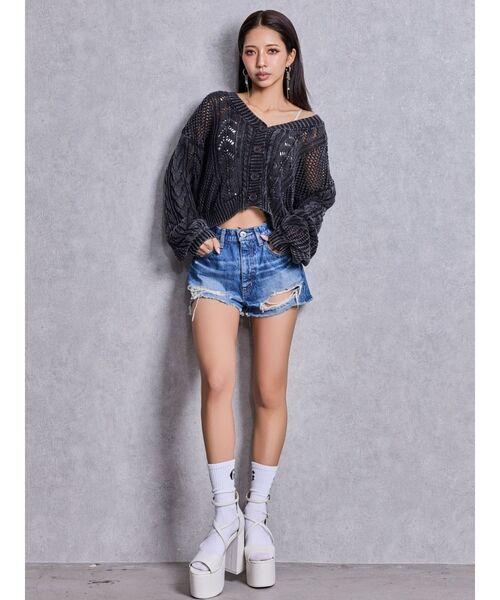 GYDA(ジェイダ)の「ハイウエストBACK RIPPEDデニムショートパンツ(デニムパンツ・レディース・ブラック/ブルー/インディゴブルー・LARGE/MEDIUM/SMALL/X-SMALL)」の11枚目の写真