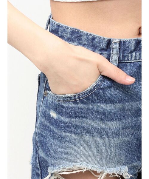 GYDA(ジェイダ)の「ハイウエストBACK RIPPEDデニムショートパンツ(デニムパンツ・レディース・ブラック/ブルー/インディゴブルー・LARGE/MEDIUM/SMALL/X-SMALL)」の6枚目の写真