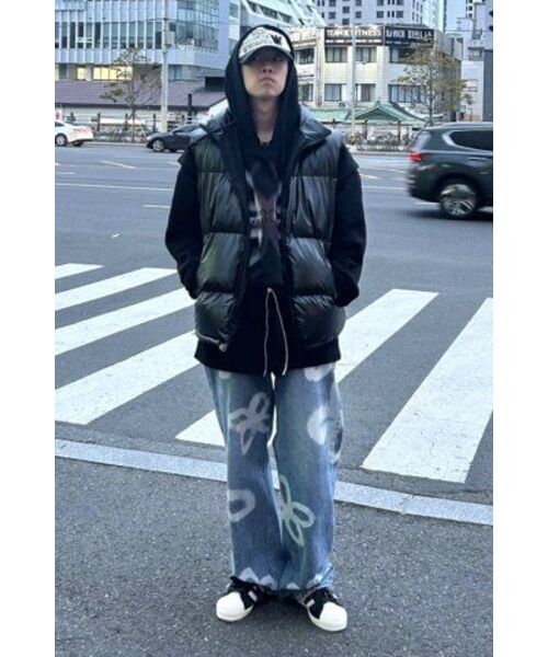 APOSTROPHE COMMA(アポストロフィコンマ)の「グロッシーツーウェイパディングベスト(ブラック)(ダウンベスト・メンズ・その他・LARGE/MEDIUM/SMALL)」の11枚目の写真