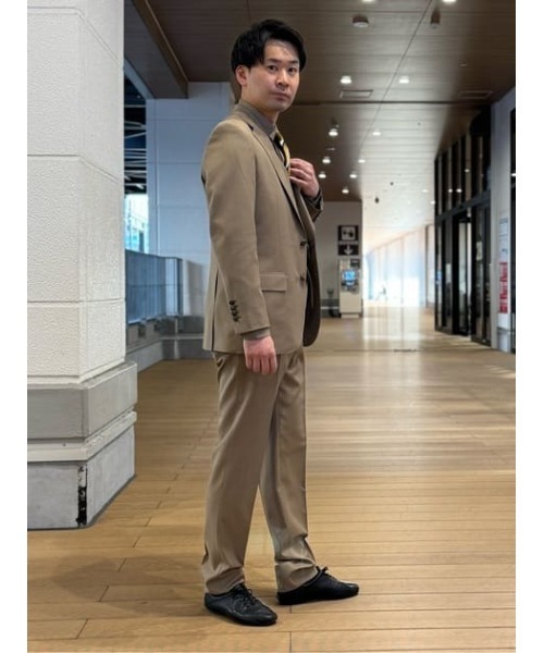 Perfect Suit FActory（パーフェクトスーツファクトリー）の「アニメ『ジョジョの奇妙な冒険 スターダストクルセイダース』セットアップジャケット【DIO】（スーツジャケット・メンズ・ベージュ・3L/LL/L/M/S/SS）」の17枚目の写真