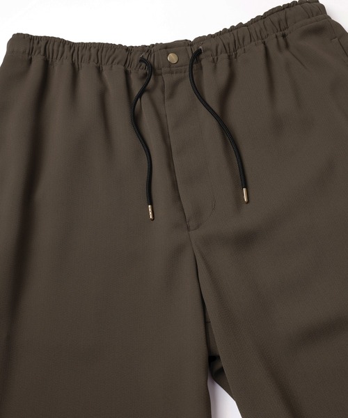 CULLNI(クルニ)の「Dry Stretch Cloth Extra Wide Drawstring Pant(スラックス・メンズ・ネイビー/ブラウン/ブラック・2/1/0)」の11枚目の写真