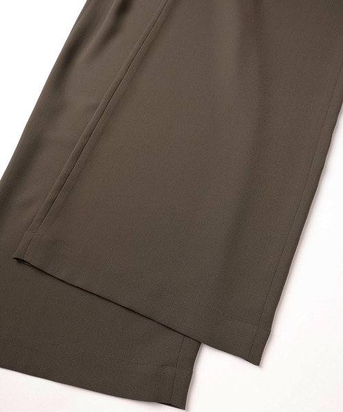 CULLNI(クルニ)の「Dry Stretch Cloth Extra Wide Drawstring Pant(スラックス・メンズ・ネイビー/ブラウン/ブラック・2/1/0)」の12枚目の写真