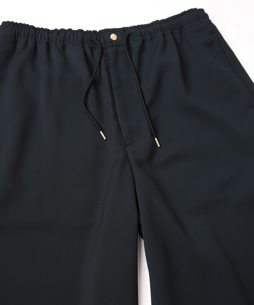 CULLNI(クルニ)の「Dry Stretch Cloth Extra Wide Drawstring Pant(スラックス・メンズ・ネイビー/ブラウン/ブラック・2/1/0)」の14枚目の写真