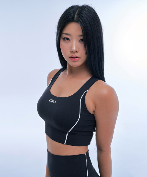BORN TO WIN（ボーントゥウィン）の「W SYMBOL B PIPING TANK TOP [BLACK]（チューブトップ・レディース・その他・1/2/3）」の2枚目の写真