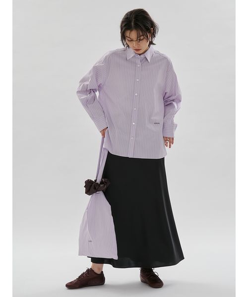 emmi（エミ）の「サテンナロースカート【セットアップ対応】（スカート・レディース・オフホワイト/ライトブルー/ブラック/ベージュ・1/0）」の13枚目の写真