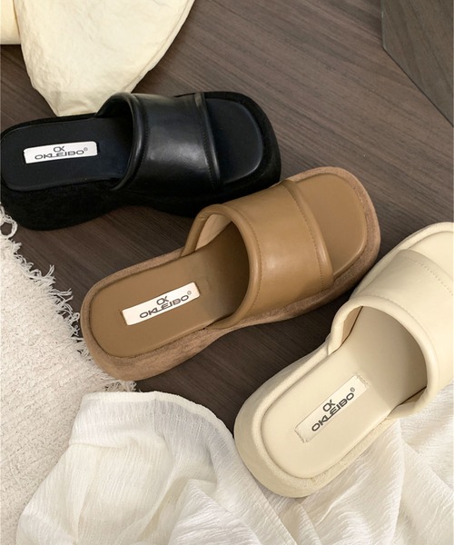 Jewelobe(ジュエローブ)の「シンセティックレザー×スエードタッチ厚底サンダル(サンダル・レディース・アイボリー/ブラウン/ブラック・XL/L/M/S)」の19枚目の写真