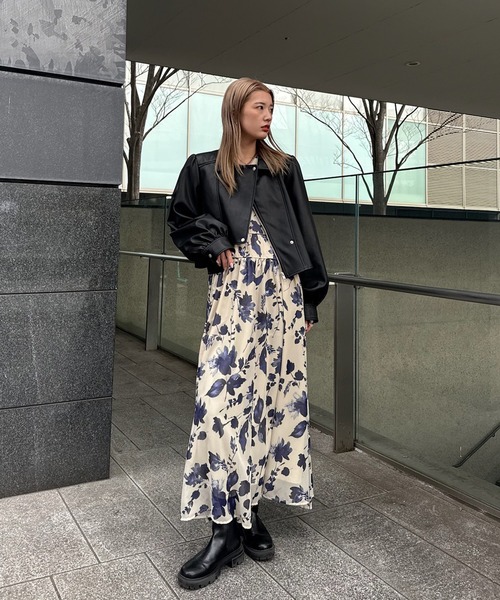 Ameri（アメリ）の「GRAINY FLOWER CHIFFON DRESS（ドレス・レディース・アイボリー/ブラック・SMALL/MEDIUM）」の19枚目の写真