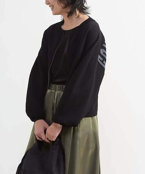 CONVERSE TOKYO(コンバーストウキョウ)の「BACK LOGO SUMMER KNIT ZIP CARDIGAN(カーディガン/ボレロ・レディース・ブラック/ブルー/グレー・FREE)」の9枚目の写真