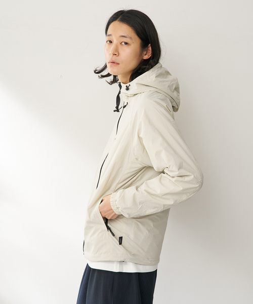 B.C STOCK（ベーセーストック）の「AIR-CORE リバーシブルダンボールパーカー（ブルゾン・メンズ・カーキ/アイボリー/ブルー系その他・MEDIUM/LARGE）」の7枚目の写真