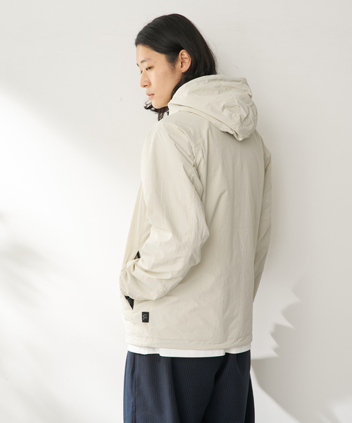 B.C STOCK（ベーセーストック）の「AIR-CORE リバーシブルダンボールパーカー（ブルゾン・メンズ・カーキ/アイボリー/ブルー系その他・MEDIUM/LARGE）」の8枚目の写真