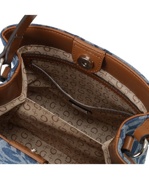 Guess(ゲス)の「WELLS Crossbody Bucket ショルダーバッグ バケットバッグ(ショルダーバッグ・レディース・インディゴブルー・ONE SIZE)」の12枚目の写真