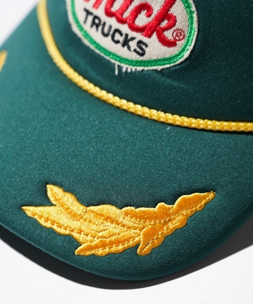 C.E.L.STORE（セルストア）の「MACK TRUCKS / マック トラックス GOLD LEAF 5PANEL CAP 金刺しゅう ワンポイント トラッカーキャップ（キャップ・メンズ・グリーン・FREE）」の5枚目の写真