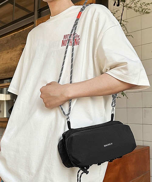 florist(フローリスト)の「【ペットボトルホルダー付】マルチWAY コードショルダーバッグ/スマホショルダー/お財布ショルダー(ショルダーバッグ・レディース・ブラック/ブラウン・FREE)」の1枚目の写真