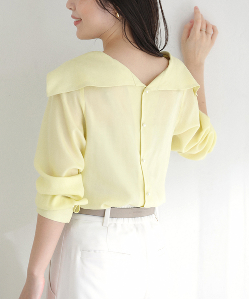 La TOTALITE（ラトータリテ）の「【洗える】ロールカラーブラウス（シャツ/ブラウス・レディース・イエロー/ネイビー/ホワイト・FREE）」の3枚目の写真