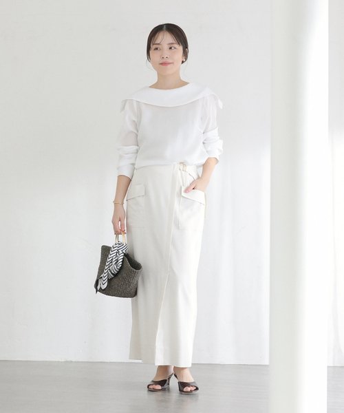 La TOTALITE（ラトータリテ）の「【洗える】ロールカラーブラウス（シャツ/ブラウス・レディース・イエロー/ネイビー/ホワイト・FREE）」の4枚目の写真