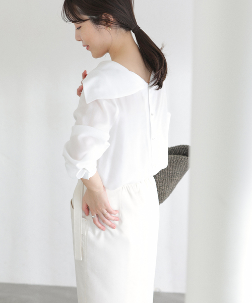 La TOTALITE（ラトータリテ）の「【洗える】ロールカラーブラウス（シャツ/ブラウス・レディース・イエロー/ネイビー/ホワイト・FREE）」の11枚目の写真