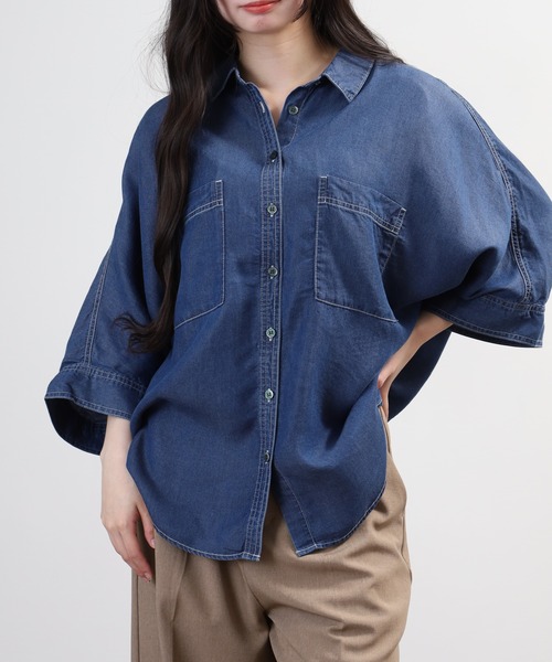 hunch(ハンチ)の「hunch 4.5オンス テンセルデニムドルマンシャツ 半端袖(シャツ/ブラウス・レディース・ブルー/グレー/ライトインディゴブルー・FREE)」の12枚目の写真