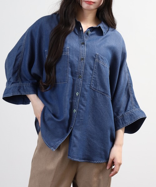 hunch(ハンチ)の「hunch 4.5オンス テンセルデニムドルマンシャツ 半端袖(シャツ/ブラウス・レディース・ブルー/グレー/ライトインディゴブルー・FREE)」の13枚目の写真